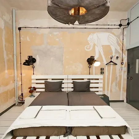 Lägenhet Loft Sen Pszczoly *