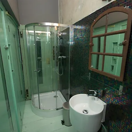 Loft Sen Pszczoly Варшава