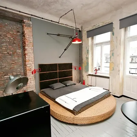 Loft Sen Pszczoly Varsó