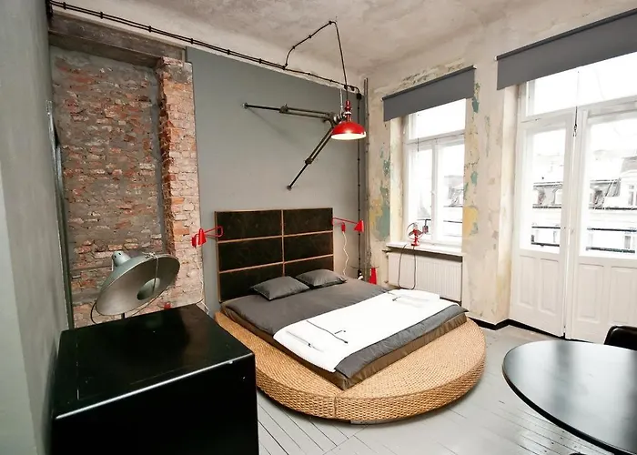 Loft Sen Pszczoly ワルシャワ